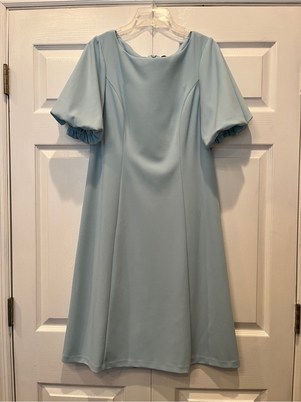 Jessica Howard Pale Blue Midi Dress with Puff Sleeves